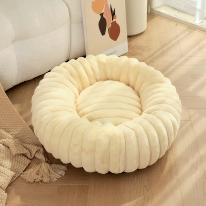 Haven Round Plush Pet Bed — Compact